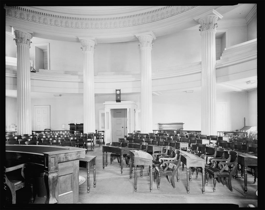 Capitol’s House chamber from 1938 showing the chairs and desks